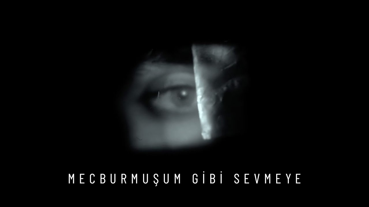 Doğan Duru - Mecburmuşum Gibi Sevmeye (Official Lyric Video)