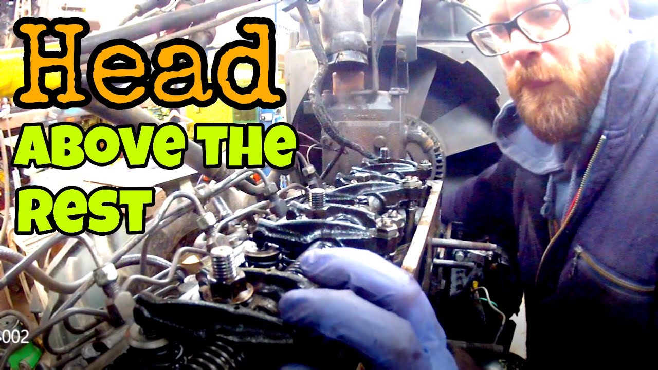 Massey Ferguson 3000 series. 3125 Cylinder head refit vlog1