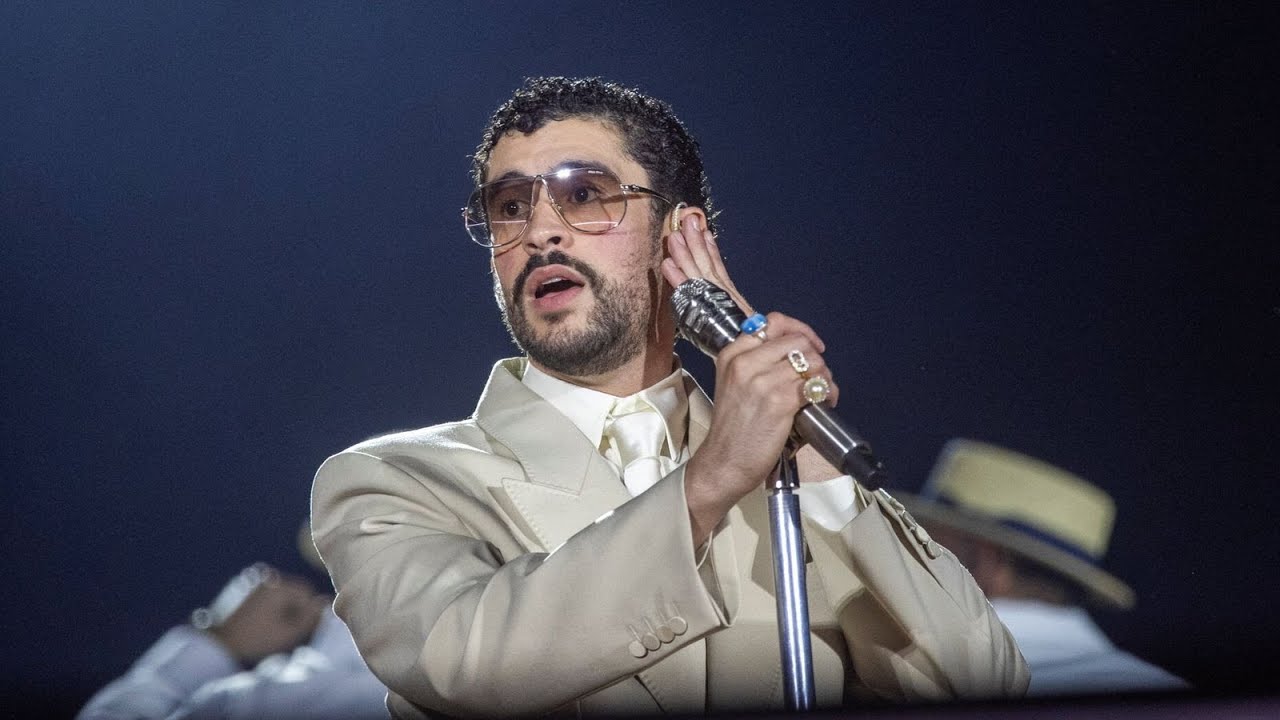 El show de Bad Bunny en el Super Bowl provoca una guerra política sin precedentes