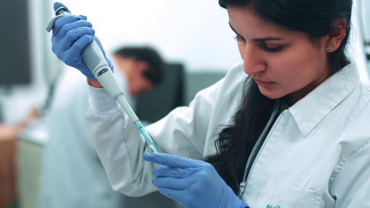 Facultad de ciencias farmac&eacute;uticas y alimentarias - Video institucional