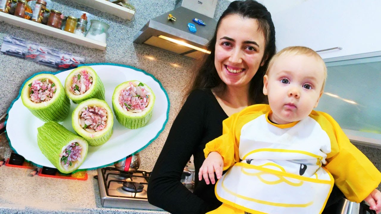 Anne Vlog. Sevcan Derin i&ccedil;in kabak dolması yapıyor! Bebek bakma videosu