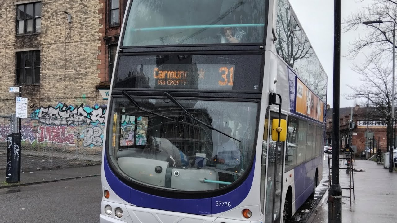 First Glasgow Volvo B9TL Wright Eclipse Gemini 37738 LDJ LEJ Route 31