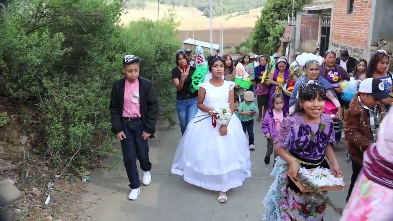 ¿Una boda falsa? - Boda de juego entre 2 niños en Santa Cruz Tanaco Michoacán México - parte 1 de 3