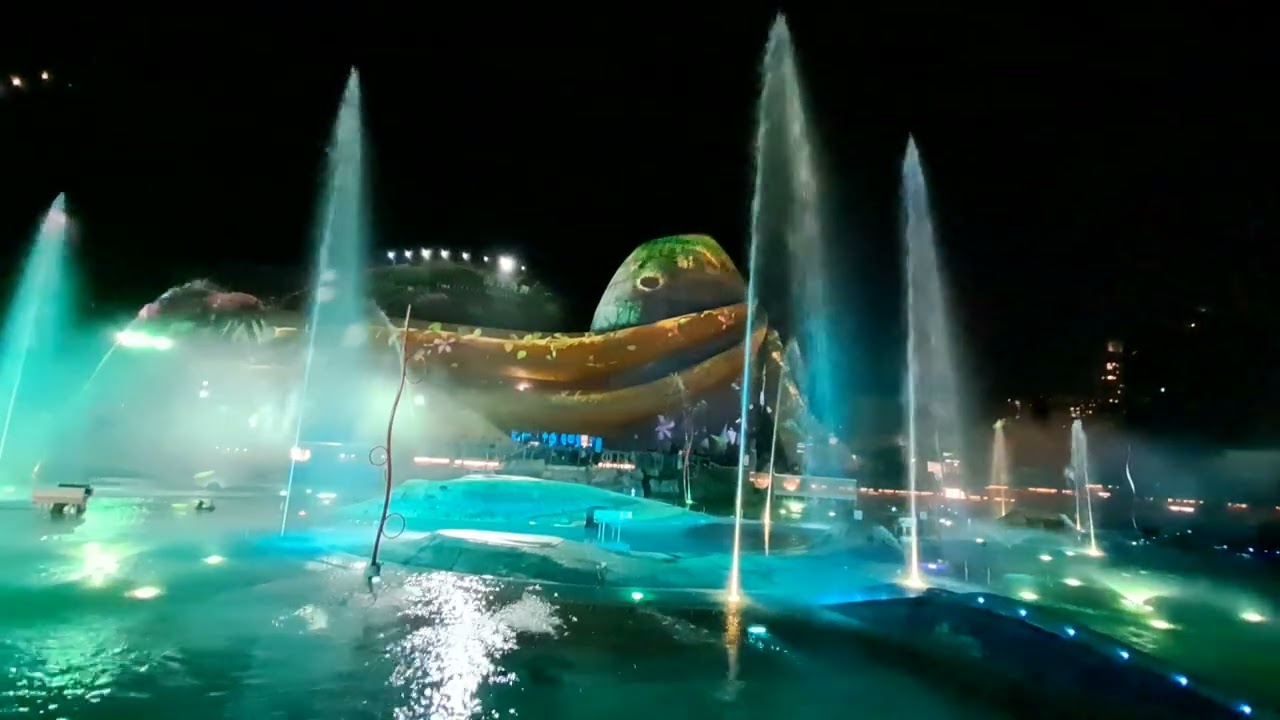 香港海洋公園-燈光水舞秀: 雲傑老師的解心理學 #水舞 #燈光秀 #海洋公園#旅遊 #樂園 #夜景#觀光 #香港 #熱門#心理學#分享#正能量#人生感悟#情感#生活#超越#成功#愛情#推薦