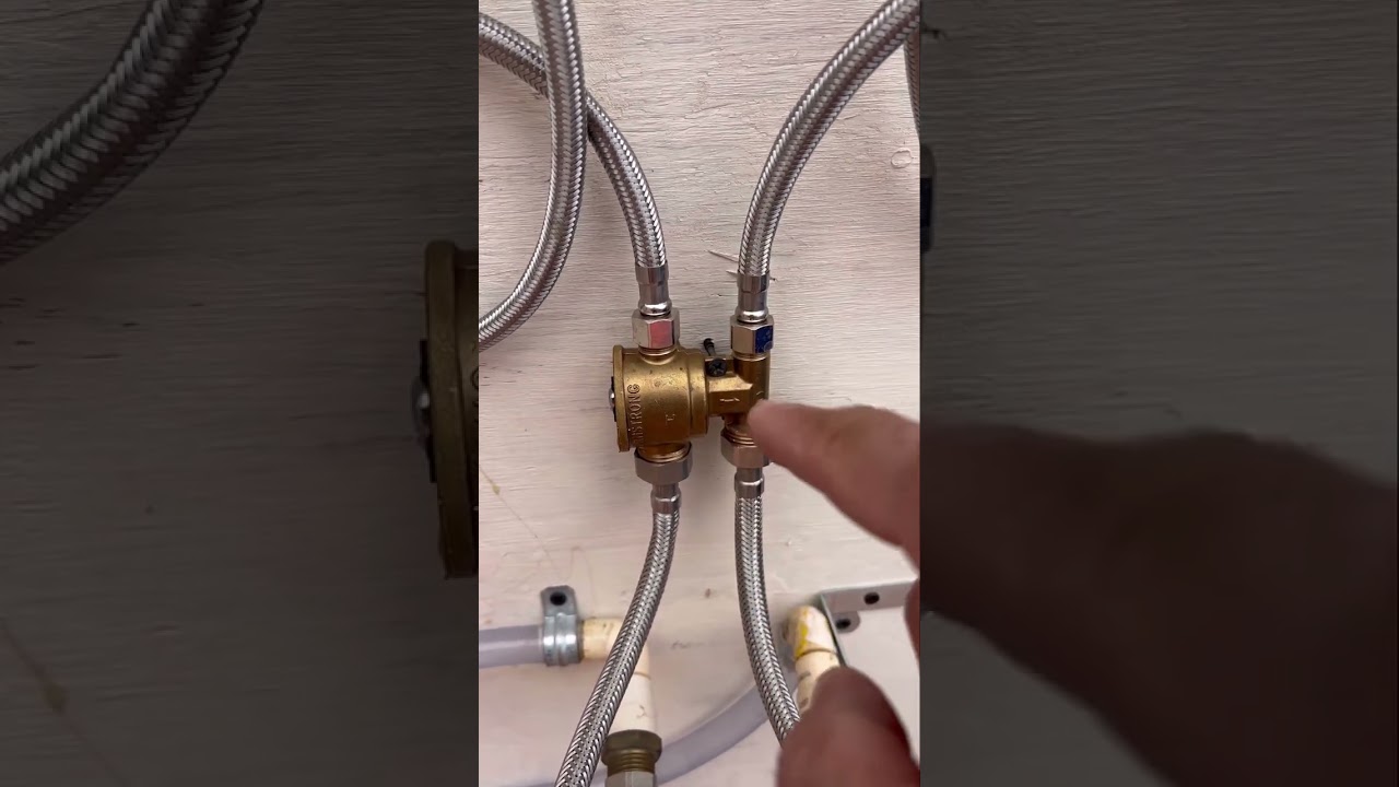 Recirculador Agua Caliente con Bomba ASTRO HWR Válvula ASTRO EXPRÉS de Armstrong Fluid Technology