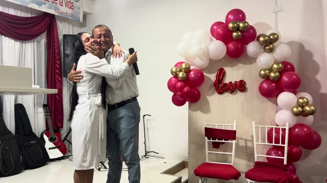 Cena de parejas y serenata / Grupo Fortaleza