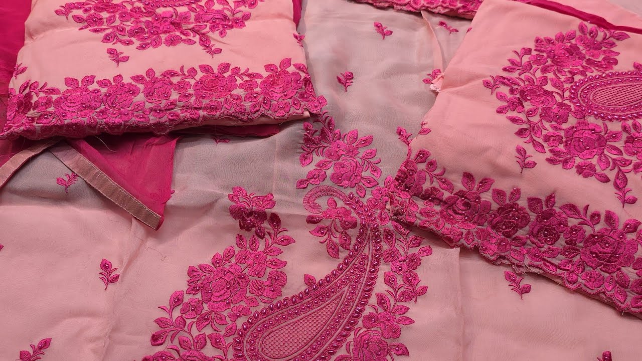 DESIGNER BOUTIQUE SUITS..ONLY WHATSAPP      ORDER NO.  95558_65558..  95558_40005