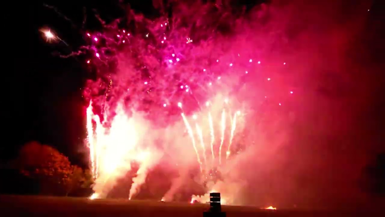 Rushden hall park fireworks 2024