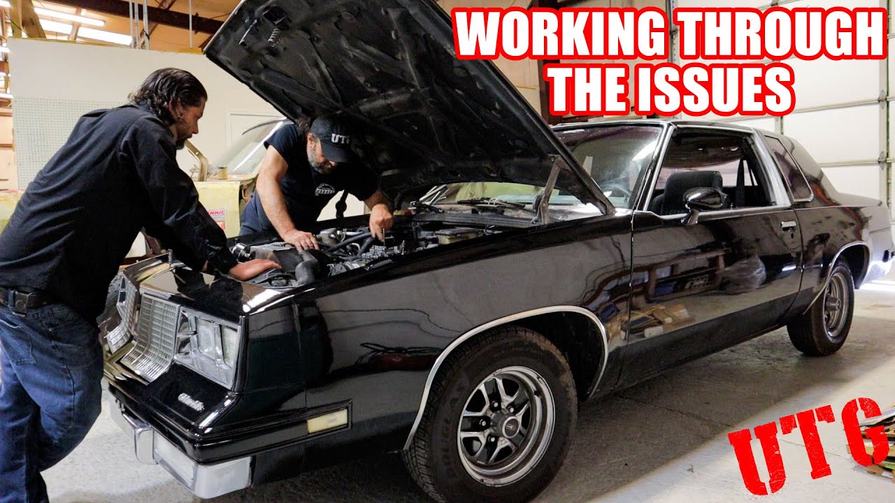 Поиск утечек вакуума на карбюраторном Oldsmobile