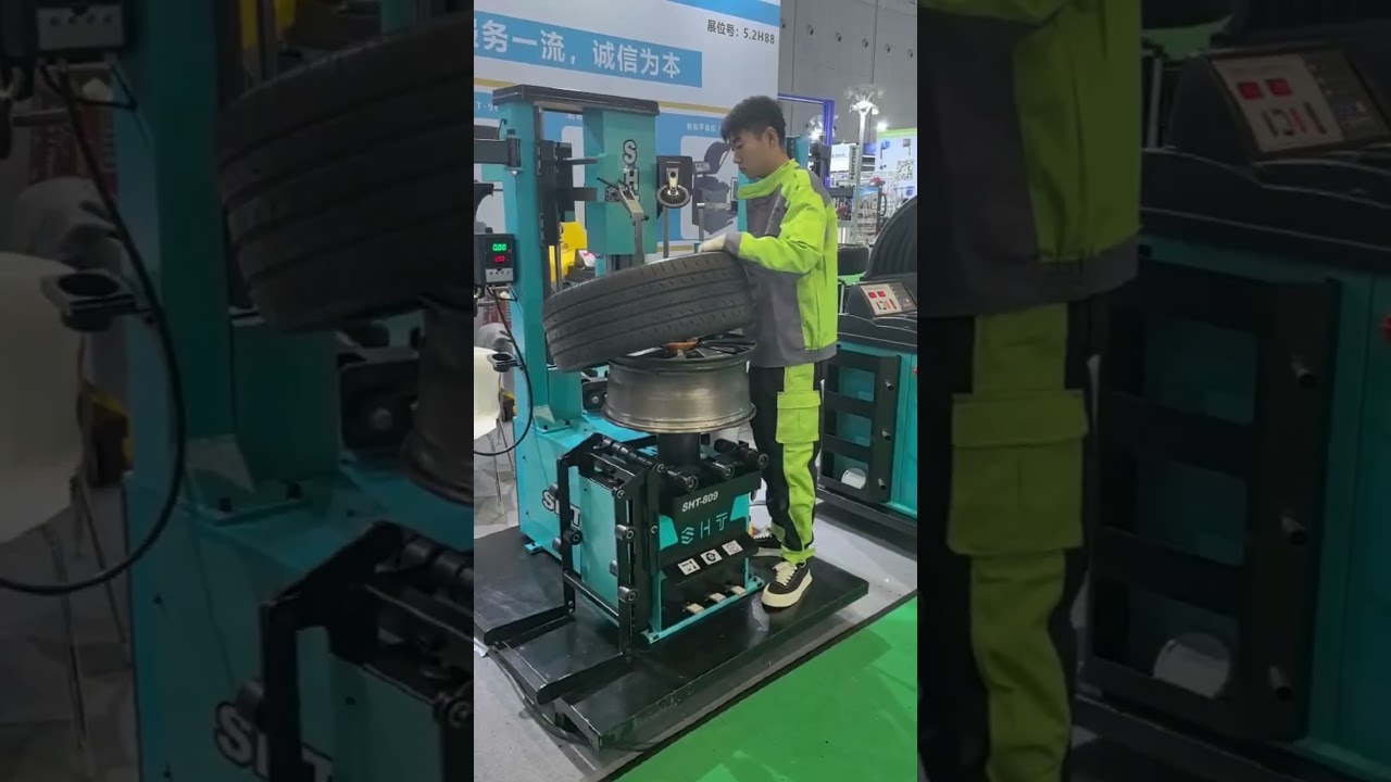 Auto repair shop upgrade must-have! High cost-effective tire dismounting machine.