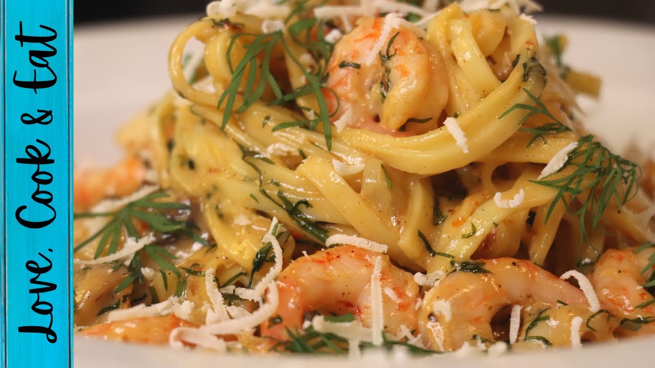 Krämig räkpasta med parmesan
