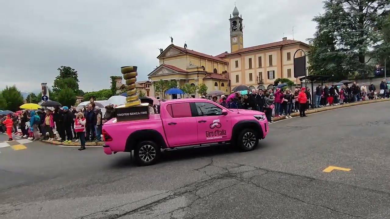 21.05.2023 Carovana Giro d'Italia e passaggio del Giro d'Italia a Besana in Brianza