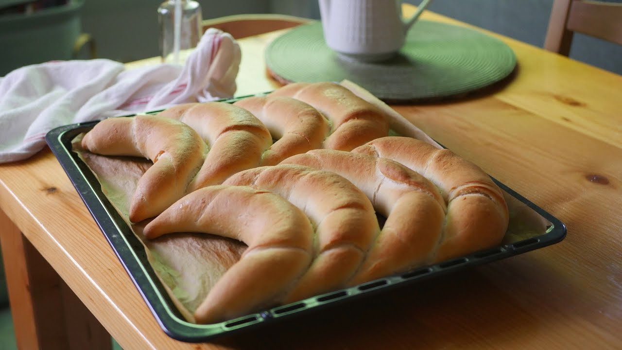 Vizes kifli recept (tej, tojás és vaj mentes) 🥐