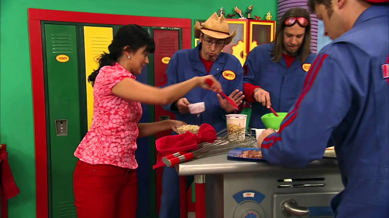 Imagination Movers | Now We're Cooking | Official Music Video | Disney Junior