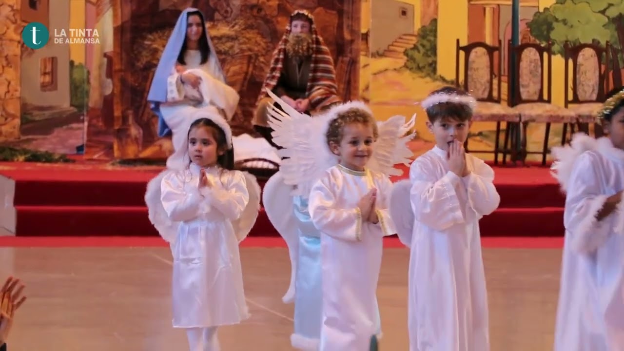 🎄✨ Fiesta de NAVIDAD con BELÉN VIVIENTE – Colegio Esclavas de María de ALMANSA ✨🎄