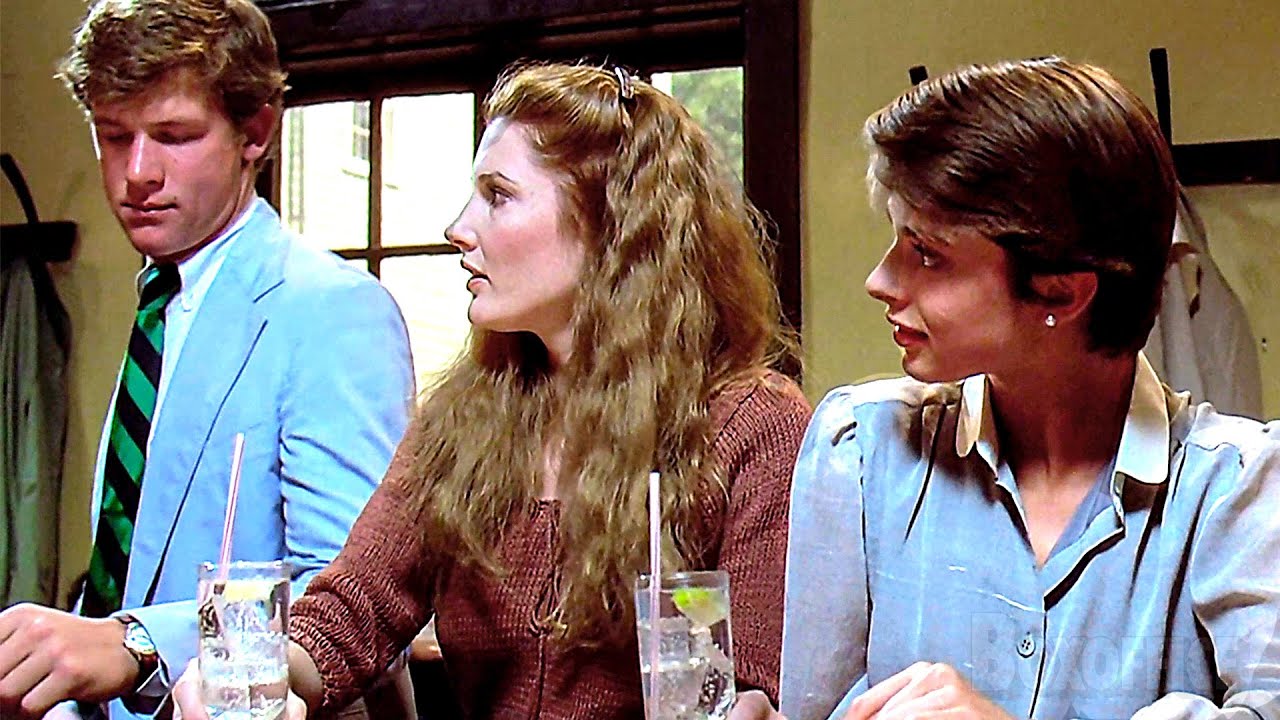 She HATES being hit on | Cat People | CLIP