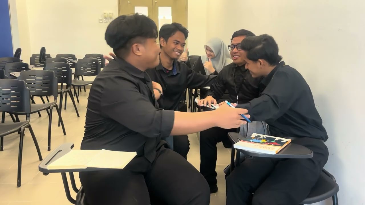CABARAN PEMBINAAN NEGARA DAN BANGSA DI MALAYSIA (KUMPULAN 5)