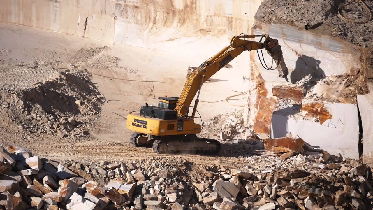 PASIÓN POR MACAEL