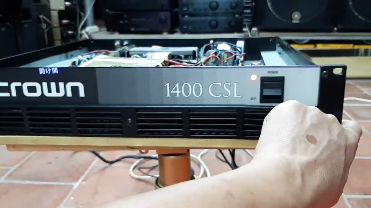 mới 99%.xịn MỸ.trị các dòng loa công suất lớn.đẩy công suất CROWN-1400.LH 0914365872-0965502615