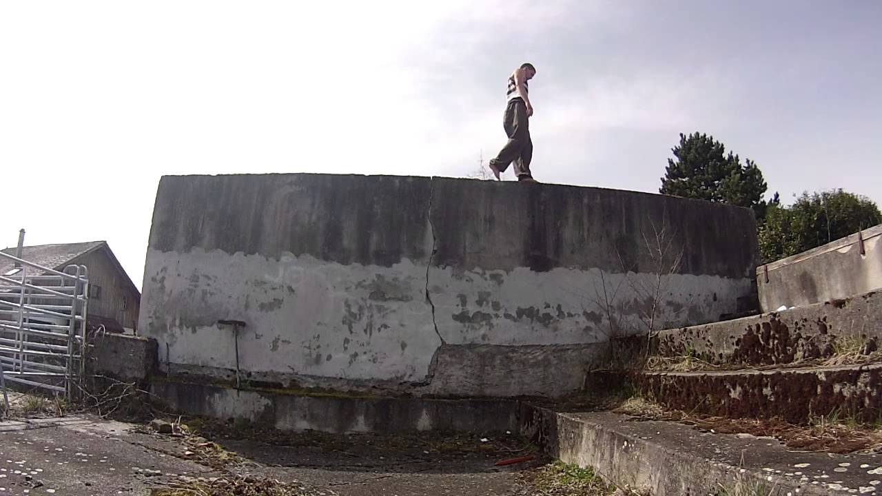 Parkour&Freerunning Showreel 2015 - Return of the power of the extreme big biceps freestyle