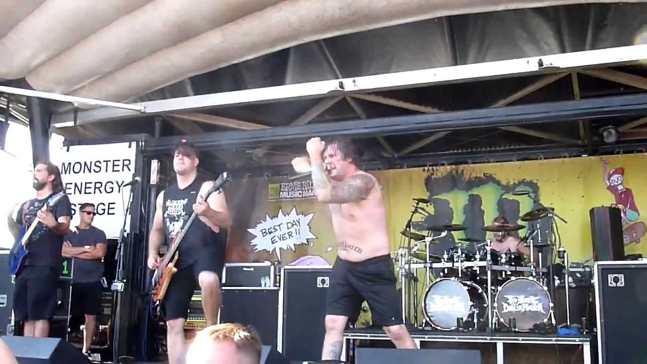 The Black Dahlia Murder - Den of the Picquerist - Live 8-3-13 Vans Warped Tour