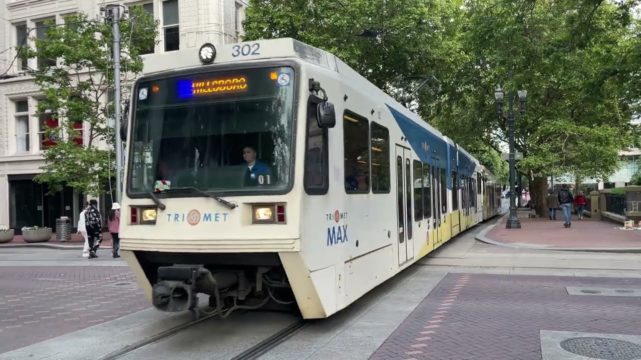 TriMet MAX Light Rail Trains Around Portland