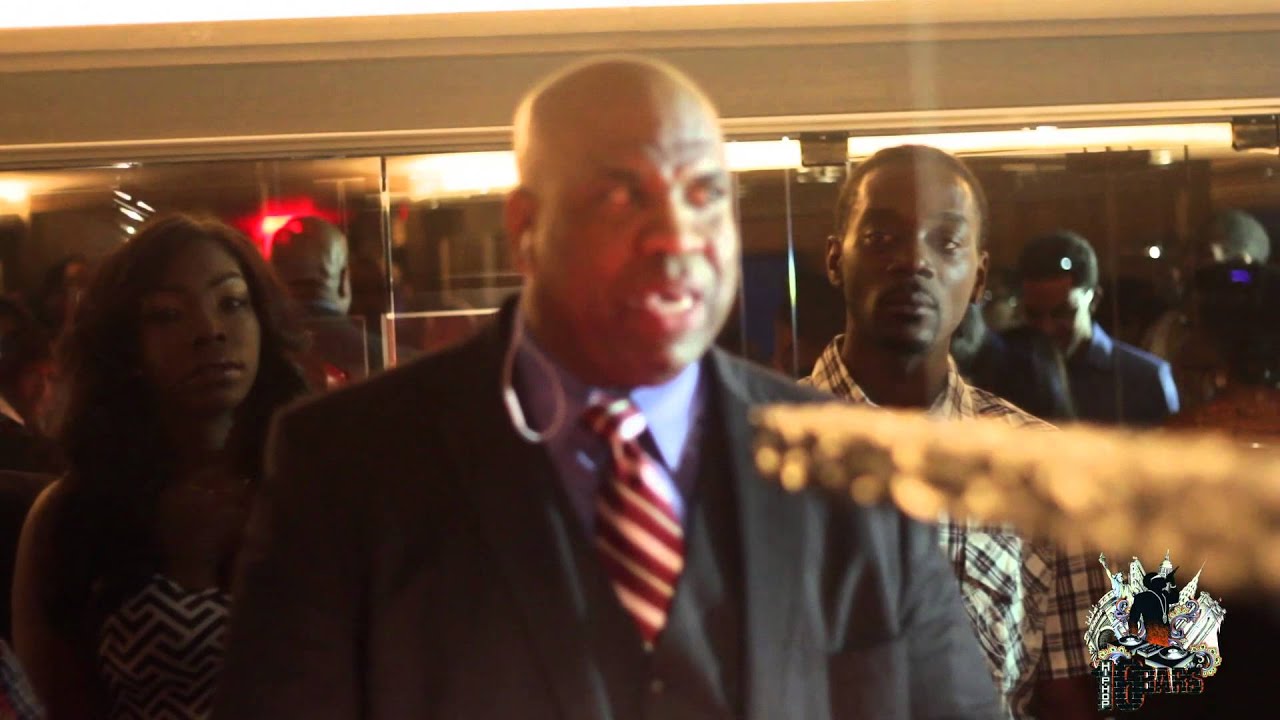 Introducing 'The World's Strongest Gambler' @ JayZ's 40/40 Club