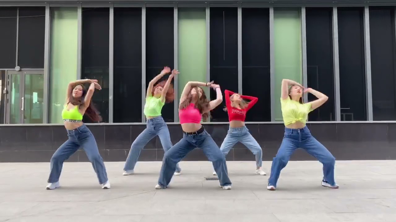 DITS Studio - Mad Love (Coach's choreo version)