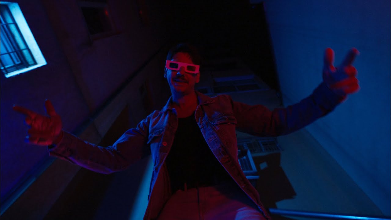 Johnny Free D - Sound Massage (Official Video)