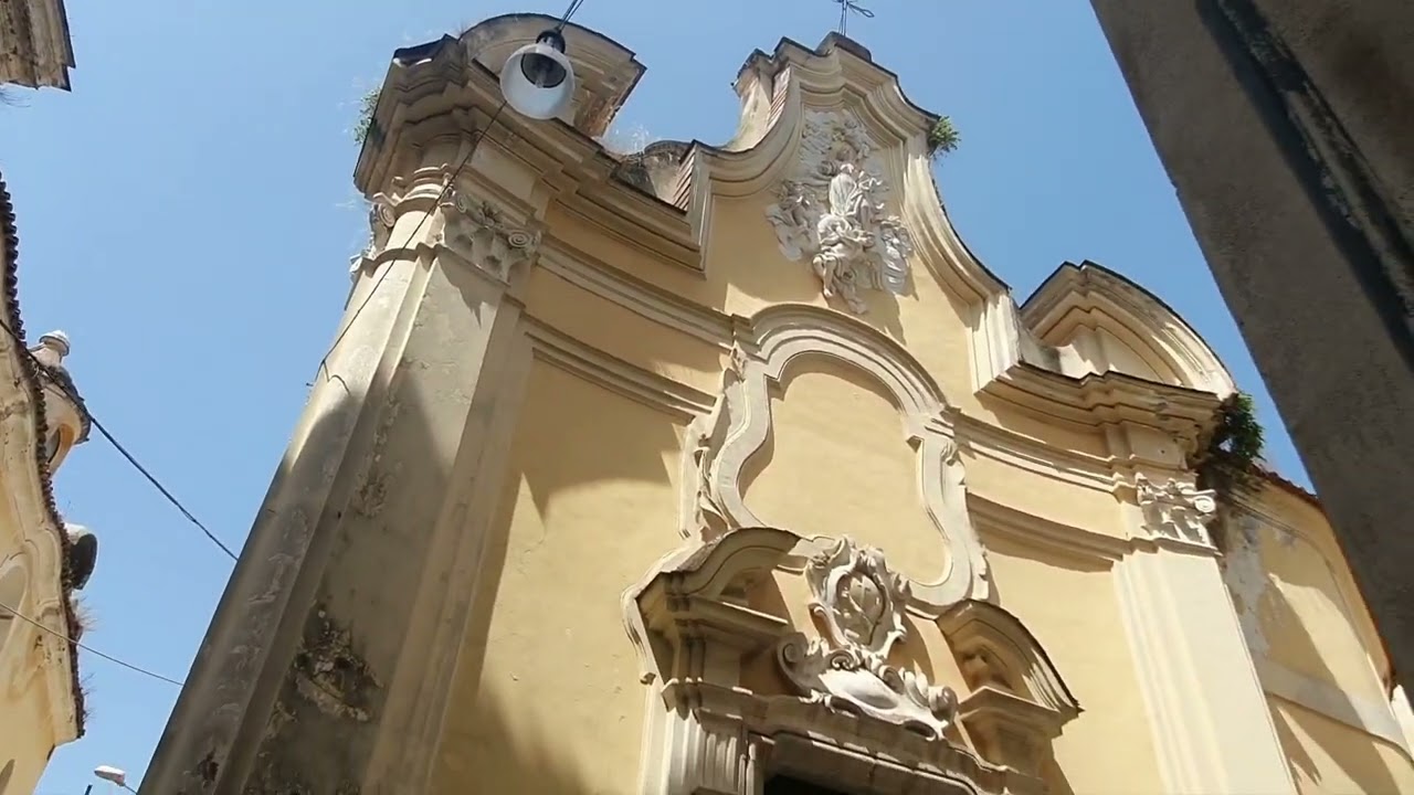 Aversa, citt&agrave; dello cento chiese