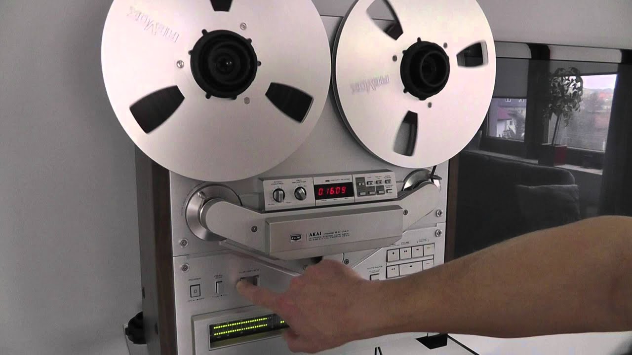 Akai GX 747