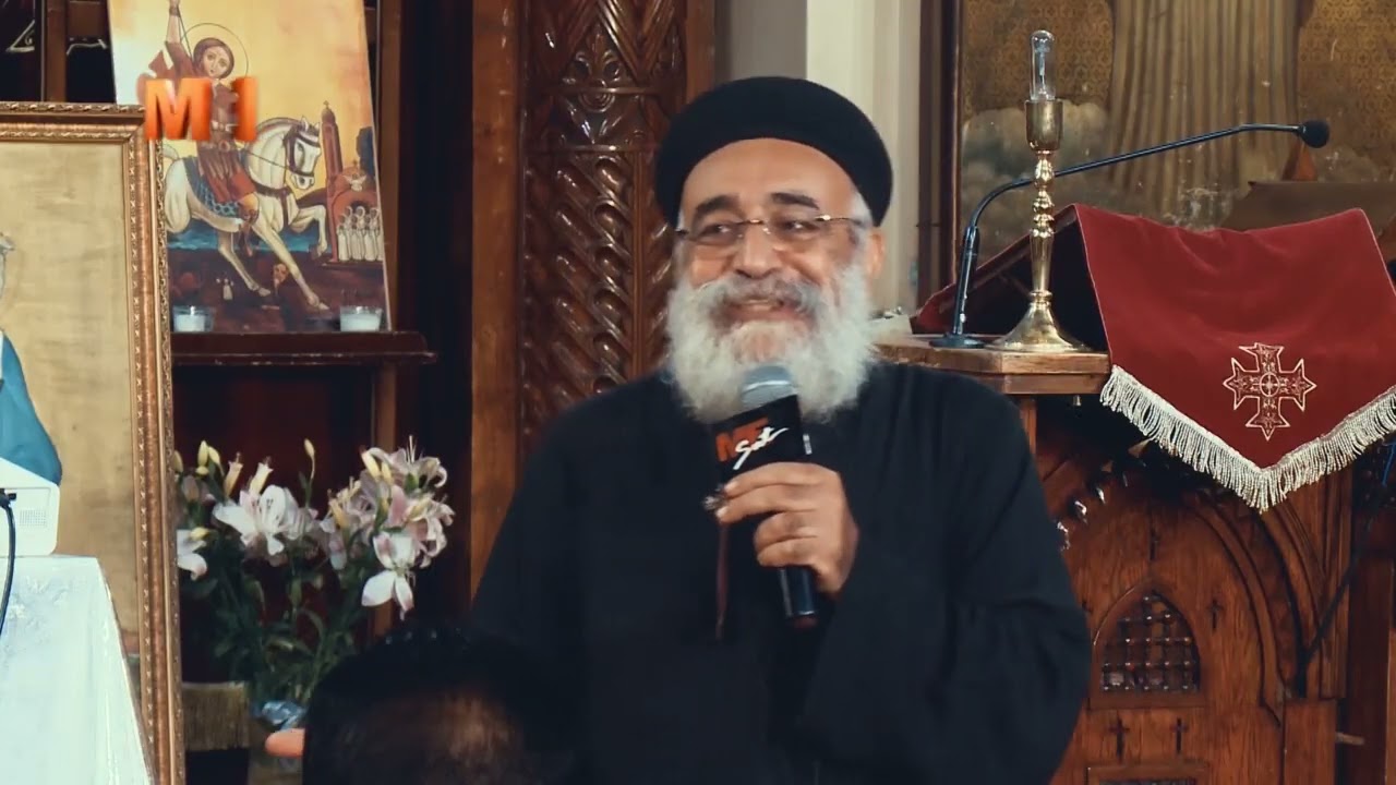 عملت خطية مش عاوز أعترف بيها لأب اعترافي عشان هو عارفني ...!