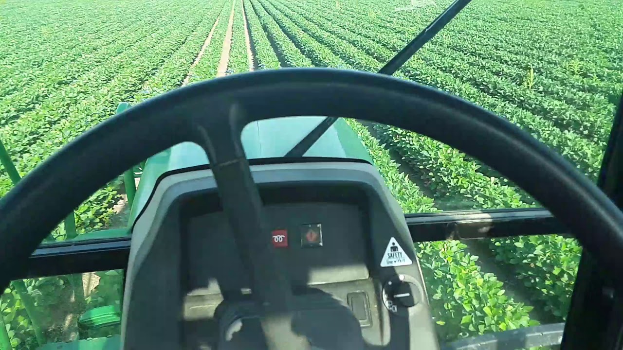 John Deere 4630 Sprayer Part 2