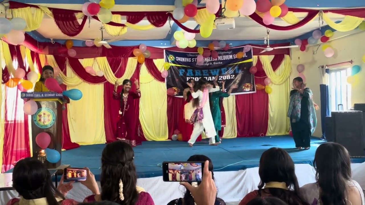 Class 9 girls dance performance ❤️😻