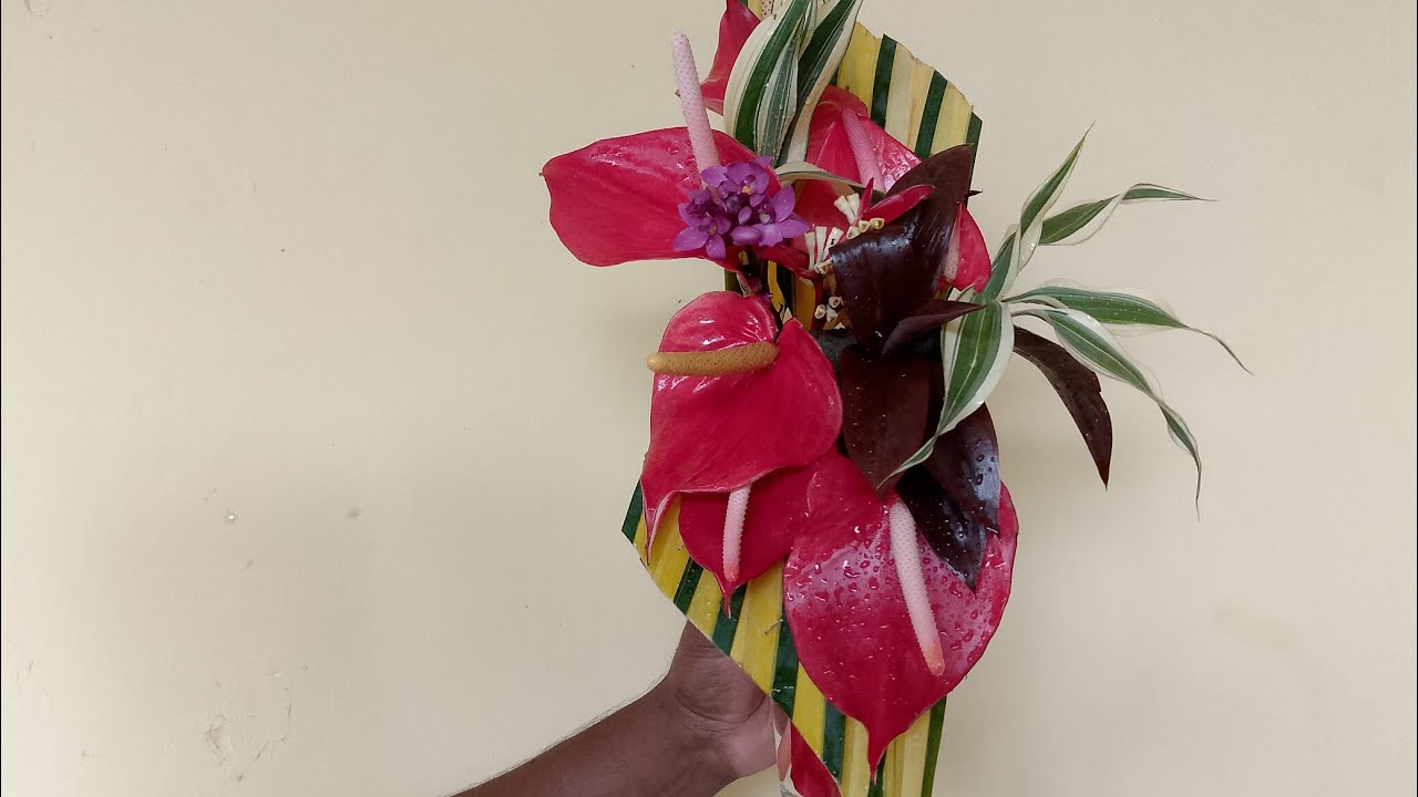 How to make a beautiful flowers arrangement 💐💐🌹🌻🌻@elegnt creations