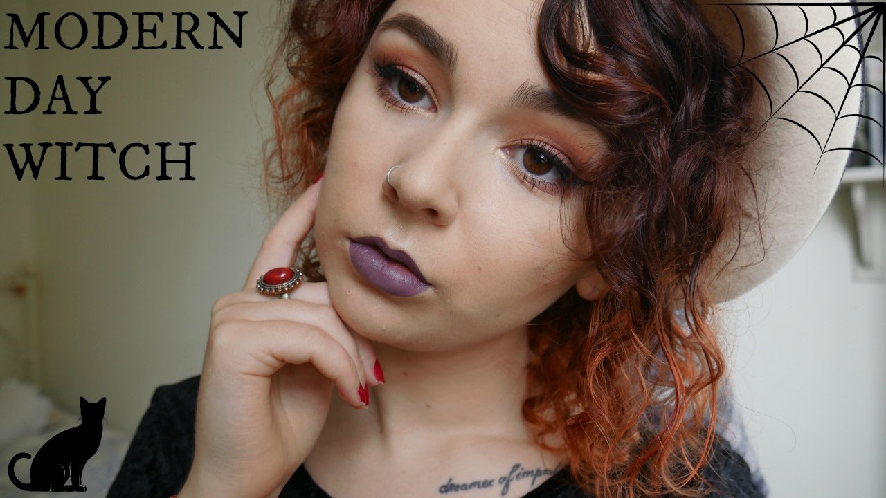 Modern Day Witch | Halloween Vibes