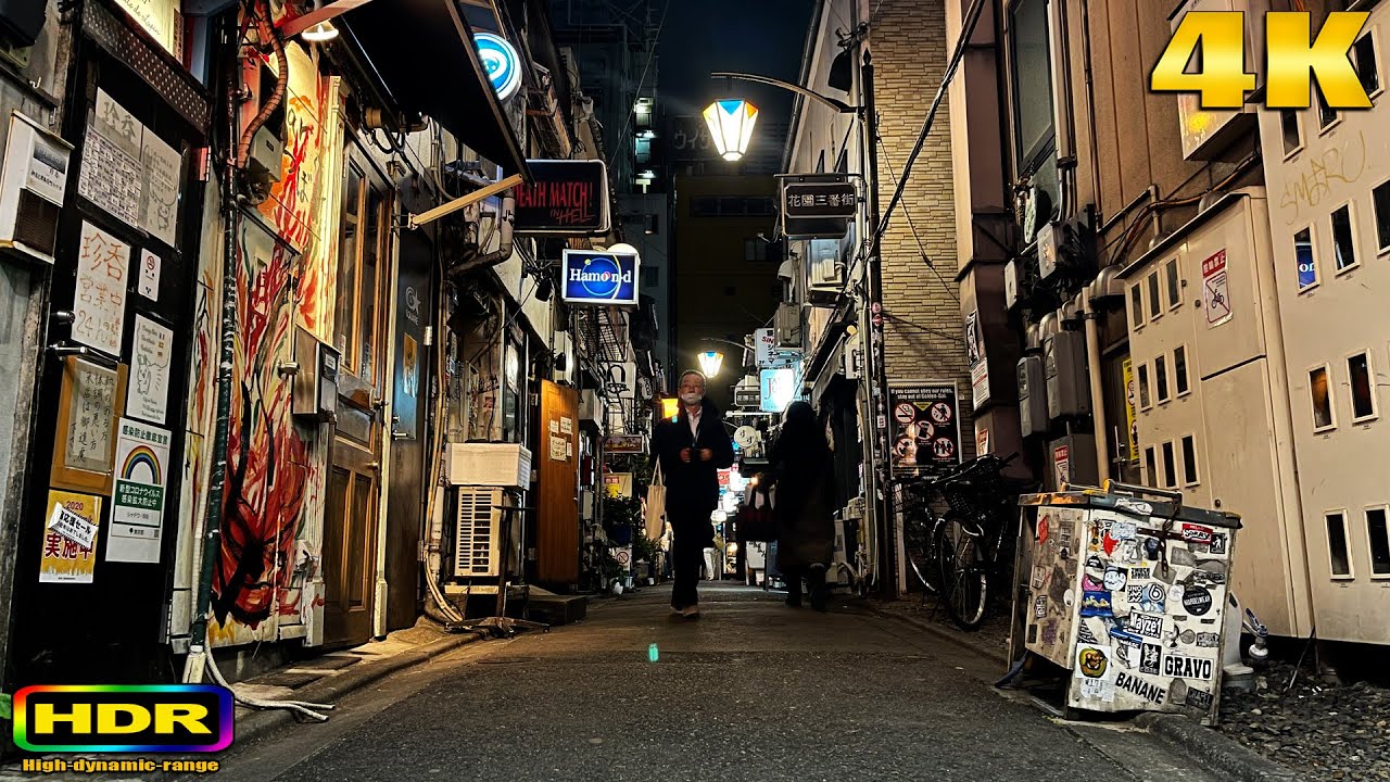Tokyo State of Emergency Empty Saturday Nightlife at Shinjuku Alley Hub Golden Gai 2021