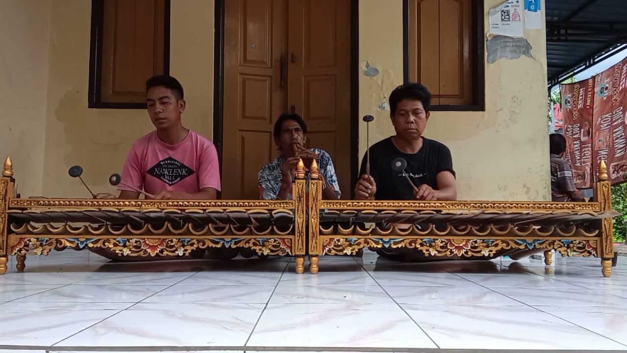 RINDIK PELOG BALI TABUH KOPI MANIS NYERRRR😁