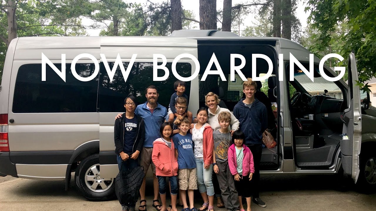 WE BOUGHT A BUS : Travel Full-time w/9 kids