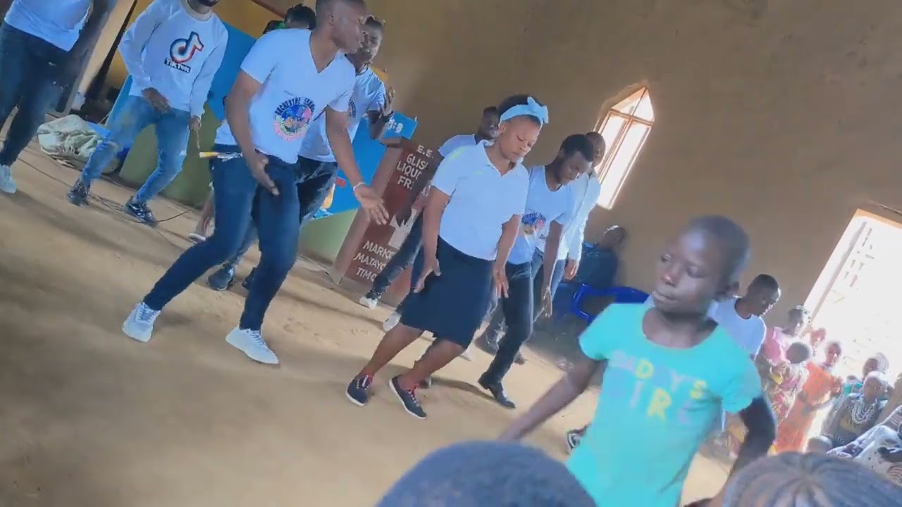 Orchestre Source de Vie nouvelle Eera mambasa 🎙️ Maisha bila yesu nimaisha ya Tabu EERA MAMBASA☝️