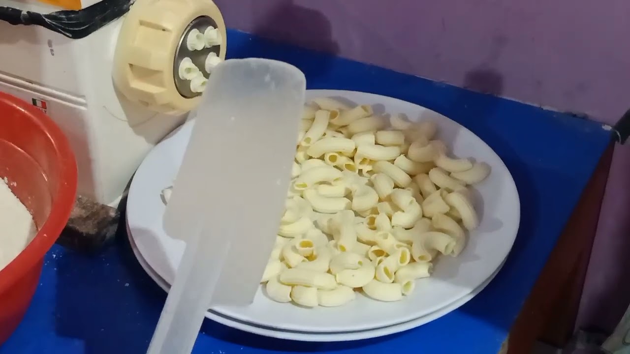 Inspiratif: Makaroni Keju Lestari, Produk Lokal Eksis di Kota