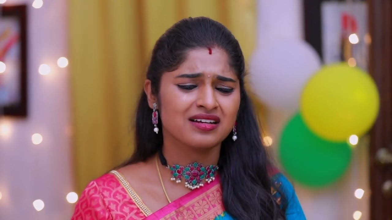 Subhathra Agrees to Akhilan's Condition - Kannathil Muthamittal - Full Ep 102 - Zee Tamil