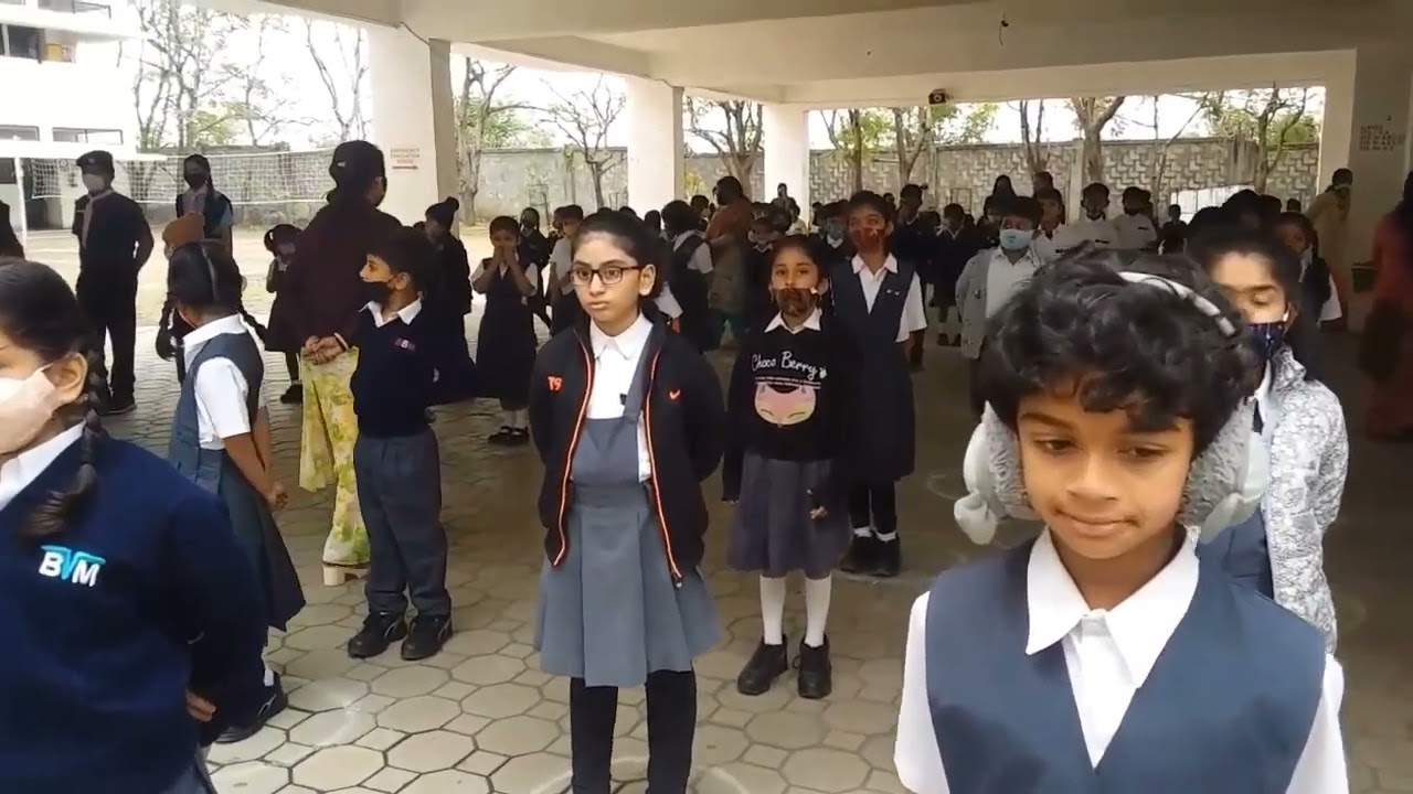 ASSEMBLY : BHAVAN'S B. P. VIDYA MANDIR, ASHTI, NAGPUR