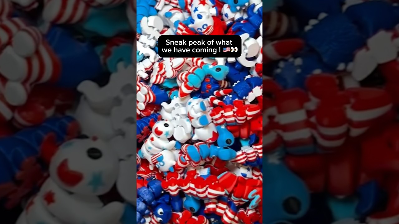 Who is excited for the Stars and Stripes collection ?! #wigglitz #toys #fidgets