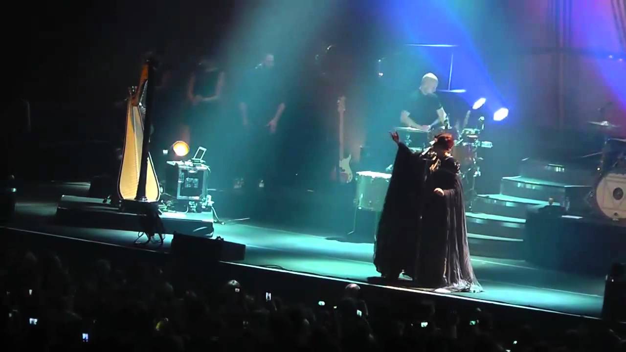 Florence + The Machine -  Only If For A Night ( Ceremonials Tour Manchester )