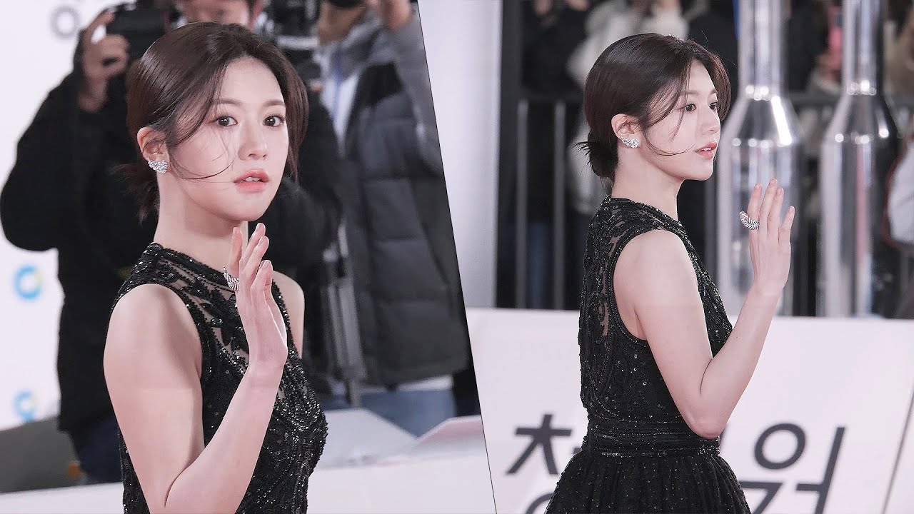 고윤정 Go YounJung (무빙 희수,환혼 낙수 AoS Naksu) 직캠 fancam: 청룡영화상 레드카펫 The Blue Dragon Awards 221125 여의도 KBS홀