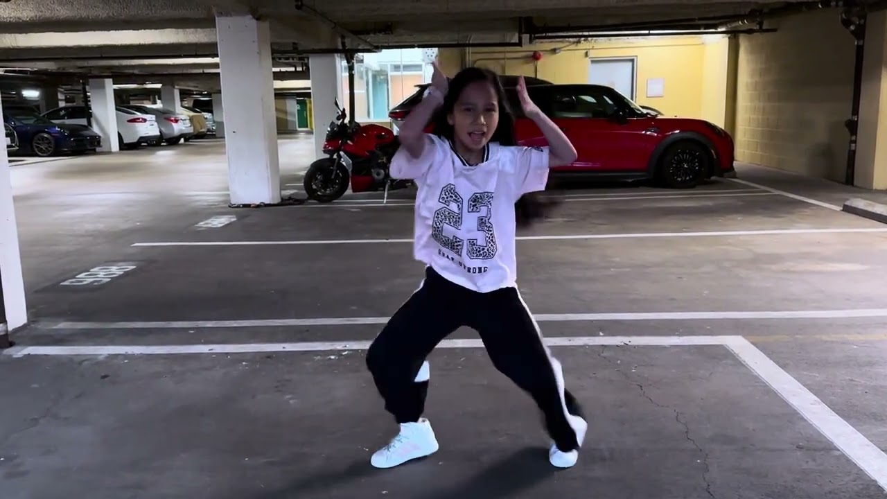 LOCO – ITZY | 10-year old Dance Cover in a Garage 