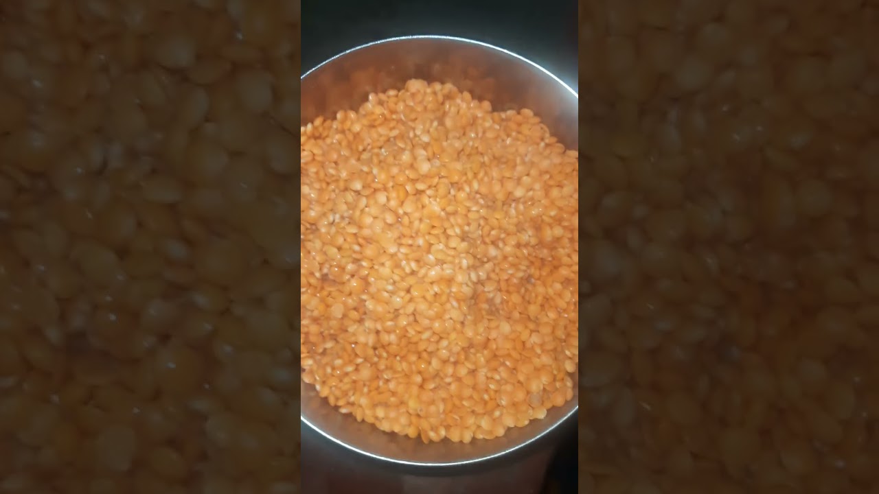 Mansoor ki daal aur  bathuya ka saag 