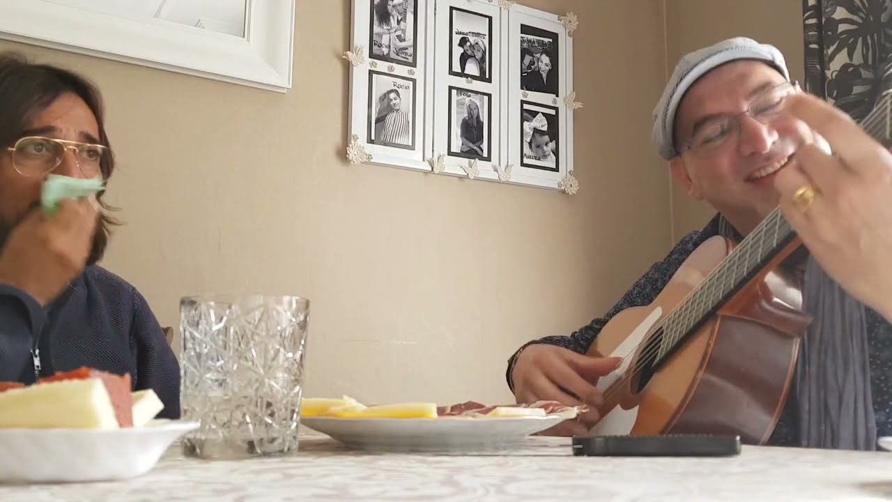 Antonio Carmona y Juan Ramon Jimenez. Un ratito en casa cantando a Dios