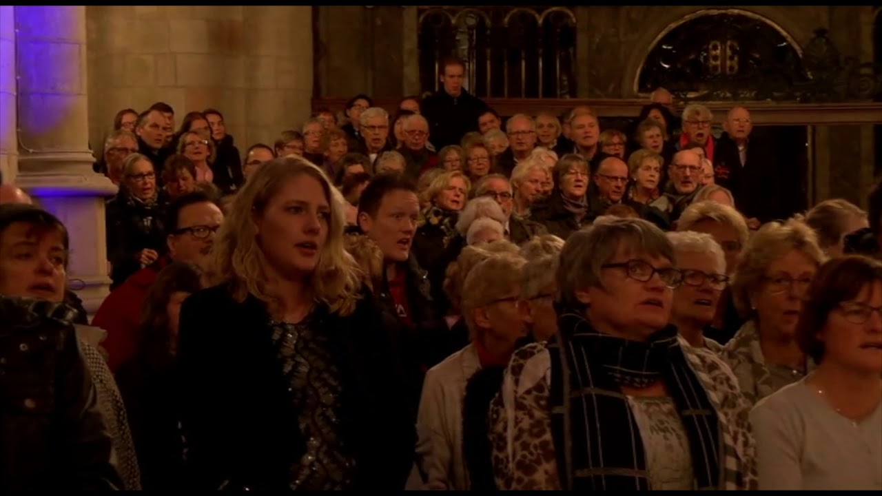 Samenzang Ere zij God met de jostiband